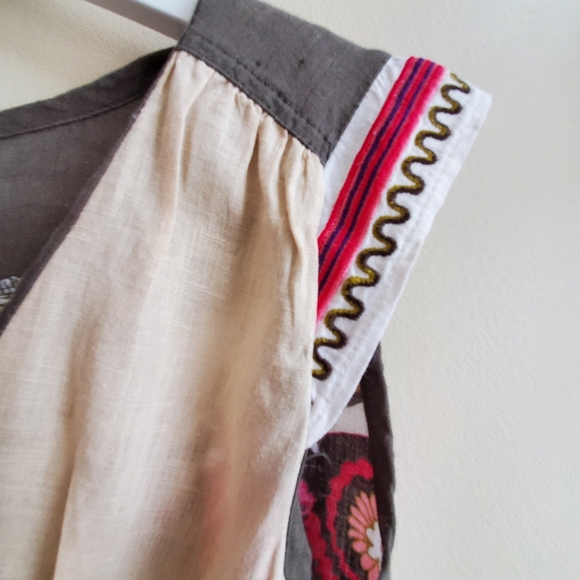 COPY - Vintage 100% Linen patchwork top with buttons and waist strings - Picture 9 of 12